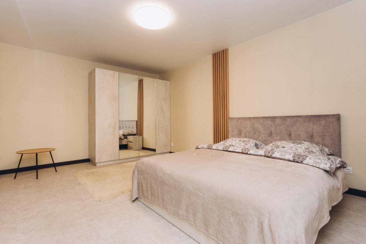 Vip Flat Lavina Проспект М Лушпи 2 Корп2 Daire Sumi Dış mekan fotoğraf